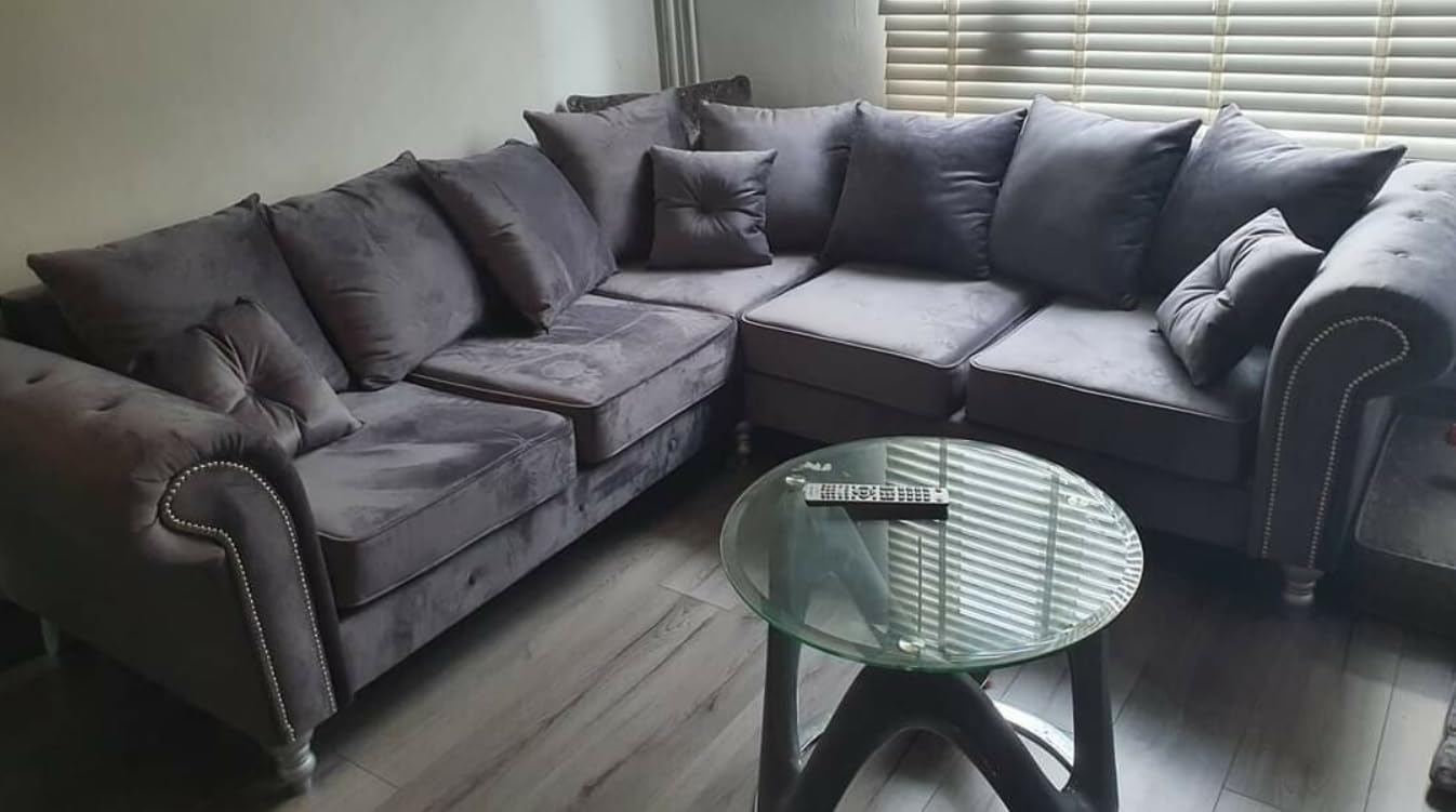 Hugo Grey Velvet Corner Sofa – Plush 2C2 Fabric Corner Couch – Modern Luxury 4–5 Seater Sofa with Deep Cushions for Living Room